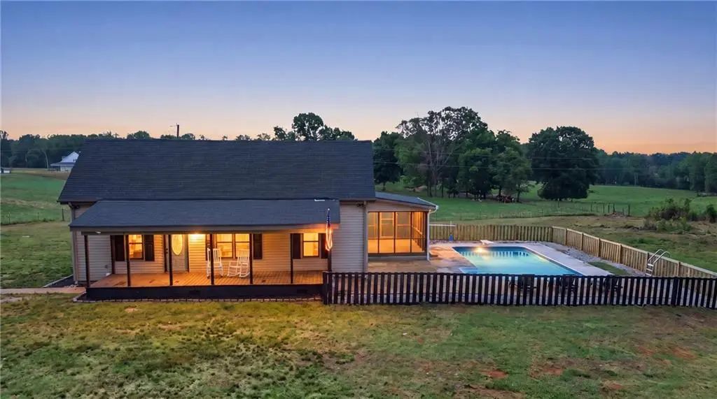 5525 Sandy Cross Road, Carnesville