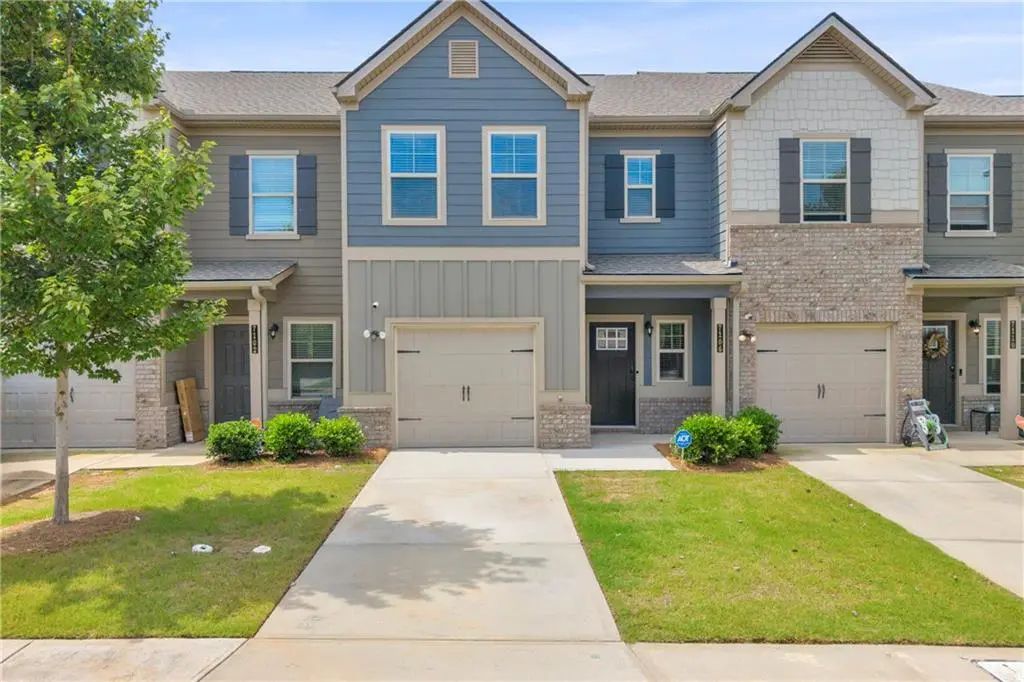 7106 Chara Lane Sw, Atlanta
