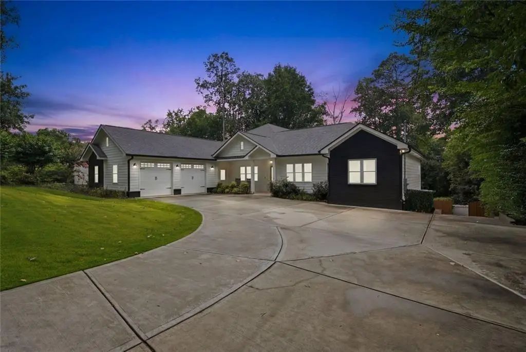 5384 Harris Circle, Dunwoody