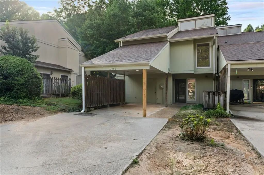 6390 Hawthorne Terrace, Peachtree Corners