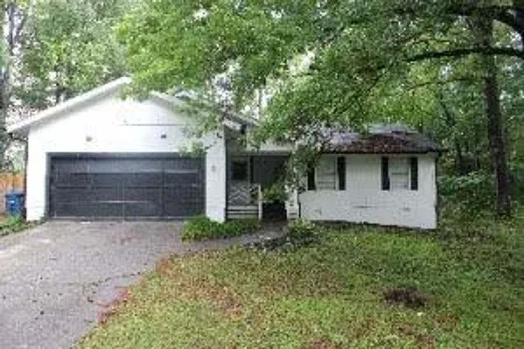 1495 Royalwyn Circle, Macon