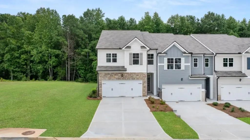 6649 Parsons Street, Flowery Branch