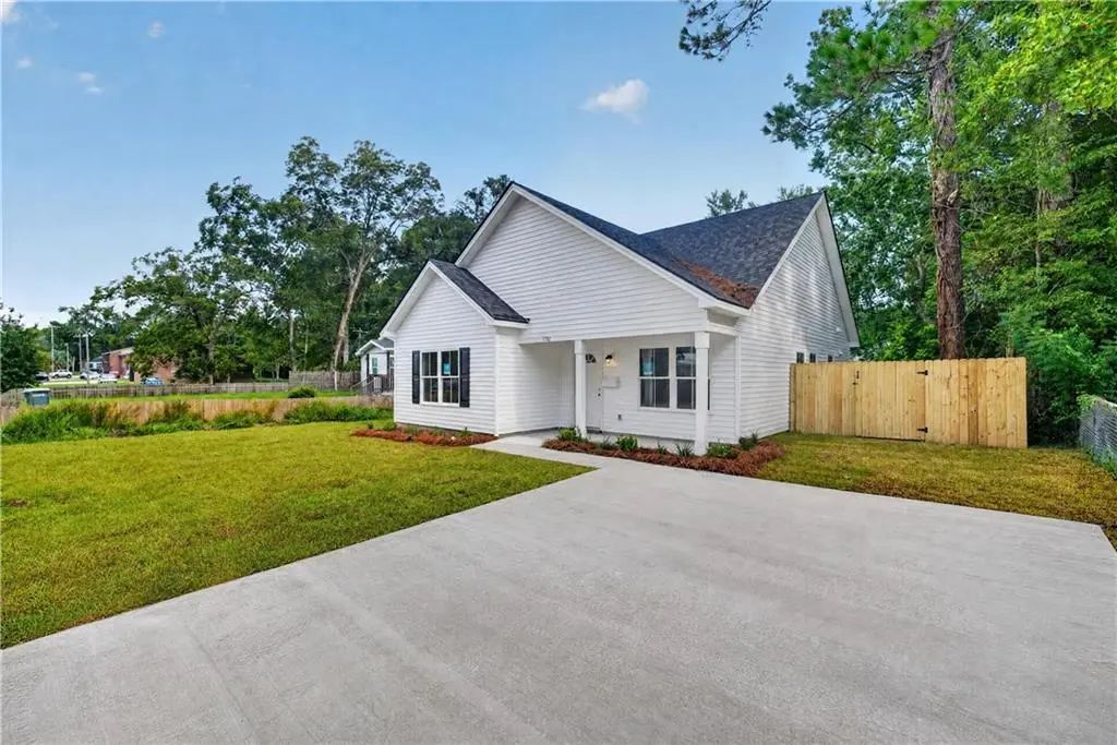1126 E 56th Street, Savannah