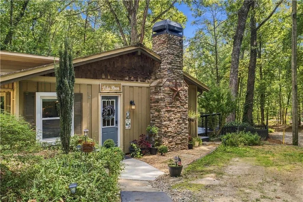 5945 Virginia Drive, Cumming