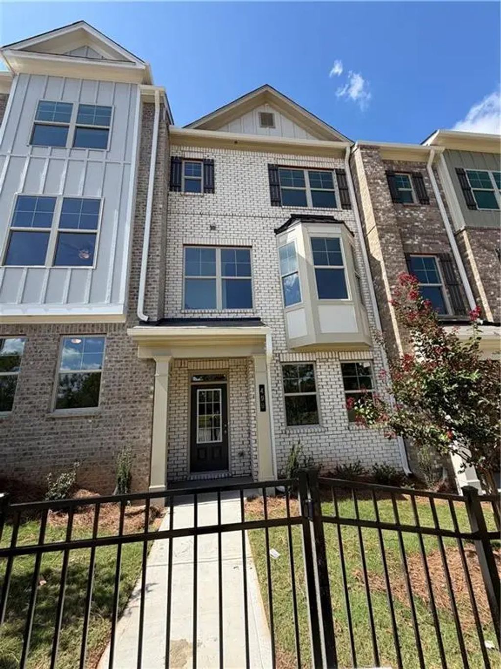 Unit #43 - 499 Fundao Lane, Lawrenceville