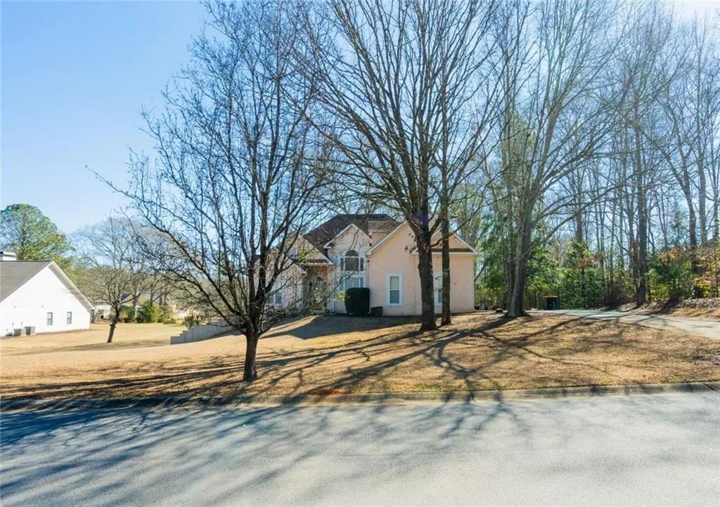 120 Warren Way, Fayetteville