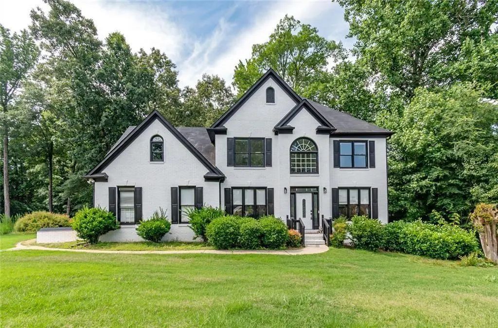 227 Scenic View Lane, Stone Mountain