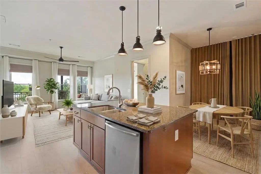 Unit 210 - 360 Chambers Street, Woodstock