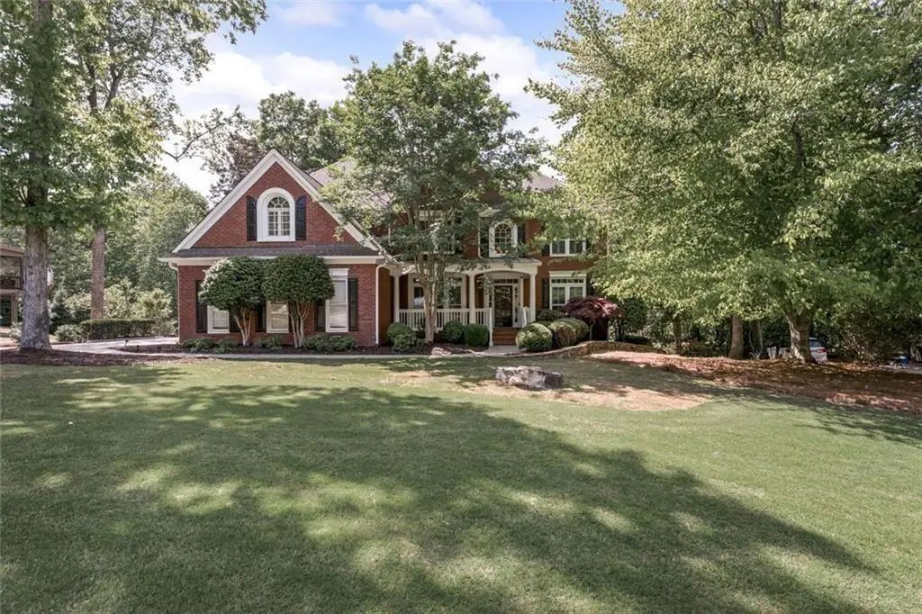 175 Woodcliff Drive, Suwanee
