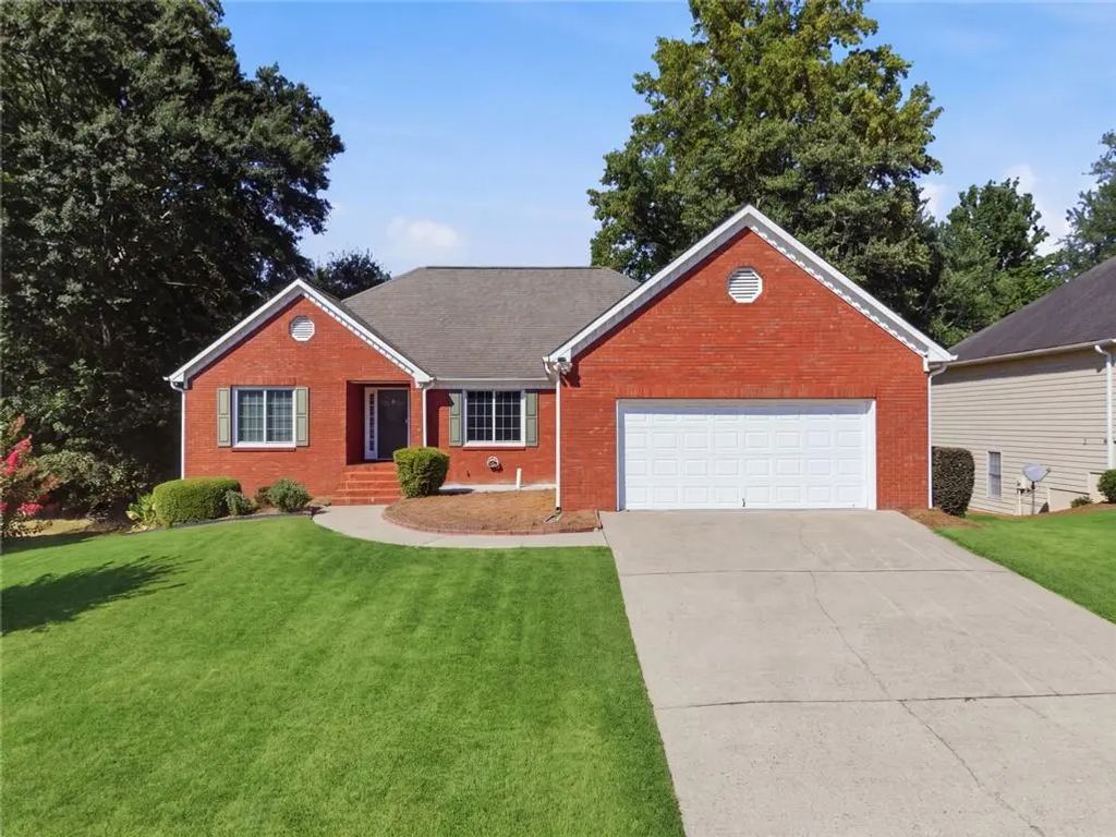 1424 Oak Bend Way, Lawrenceville
