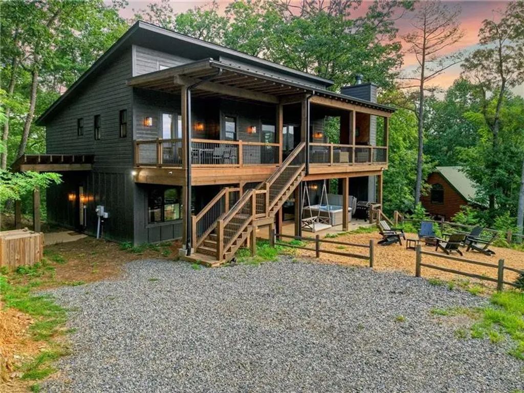 351 S Dream Catcher, Blue Ridge