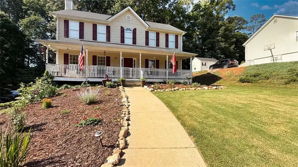 1049 Fieldstone Drive, Canton
