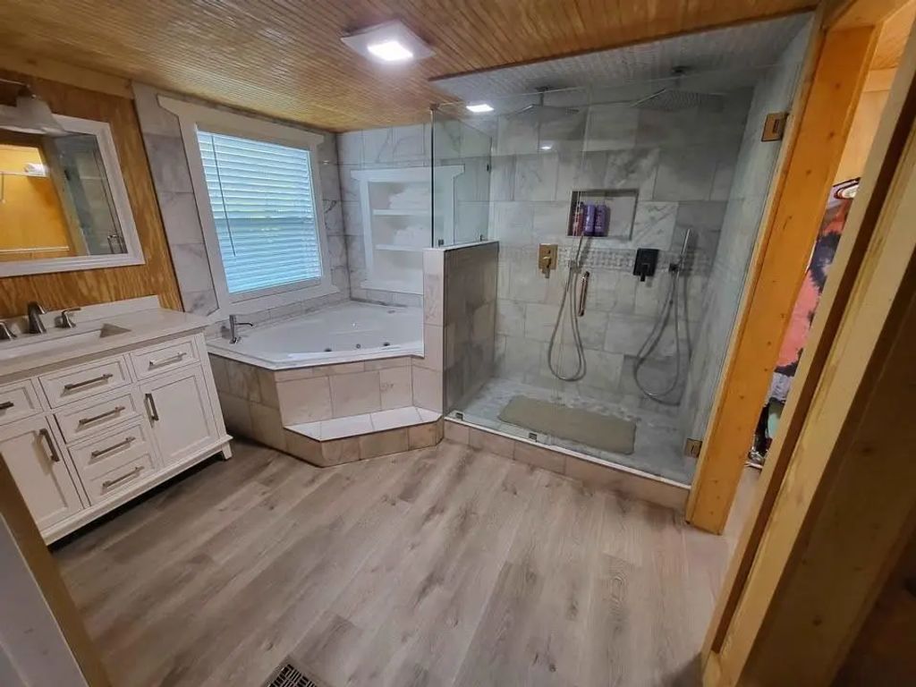 325 Scataway Road, Hiawassee