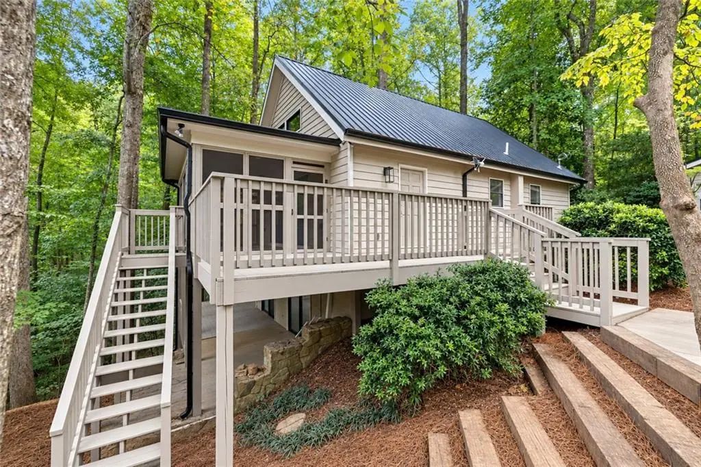 6800 Thunder Trail, Gainesville
