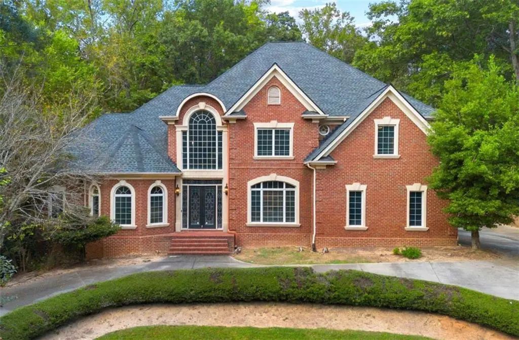 1670 Riverside Road, Roswell