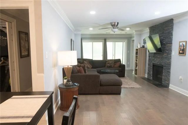 2102 Pine Heights Drive Ne, Atlanta