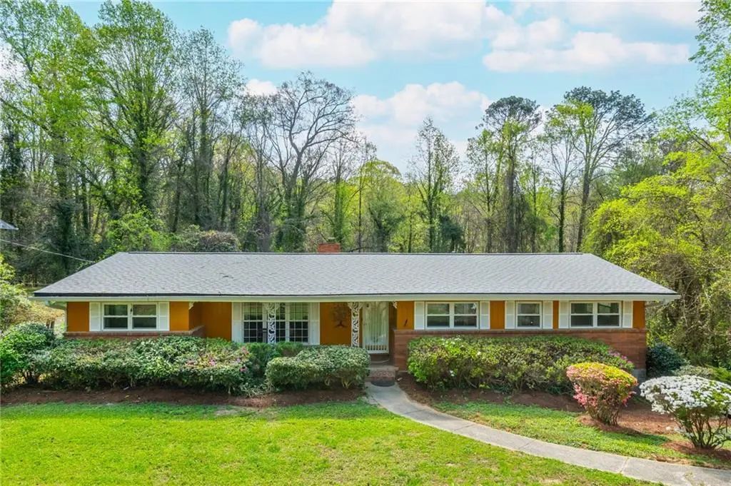 2876 Bob White Drive Sw, Atlanta