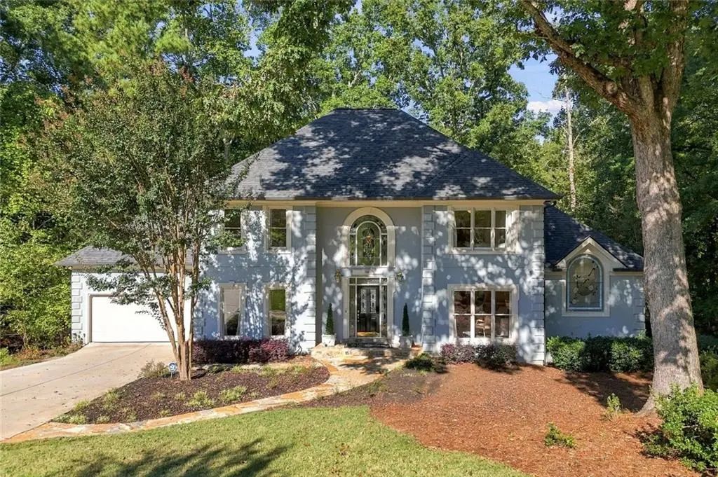 12190 Brookfield Club Drive, Roswell