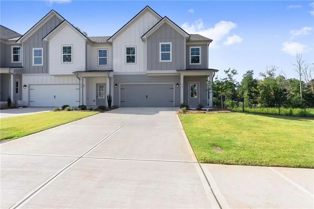 99 Maple Trail, Dawsonville