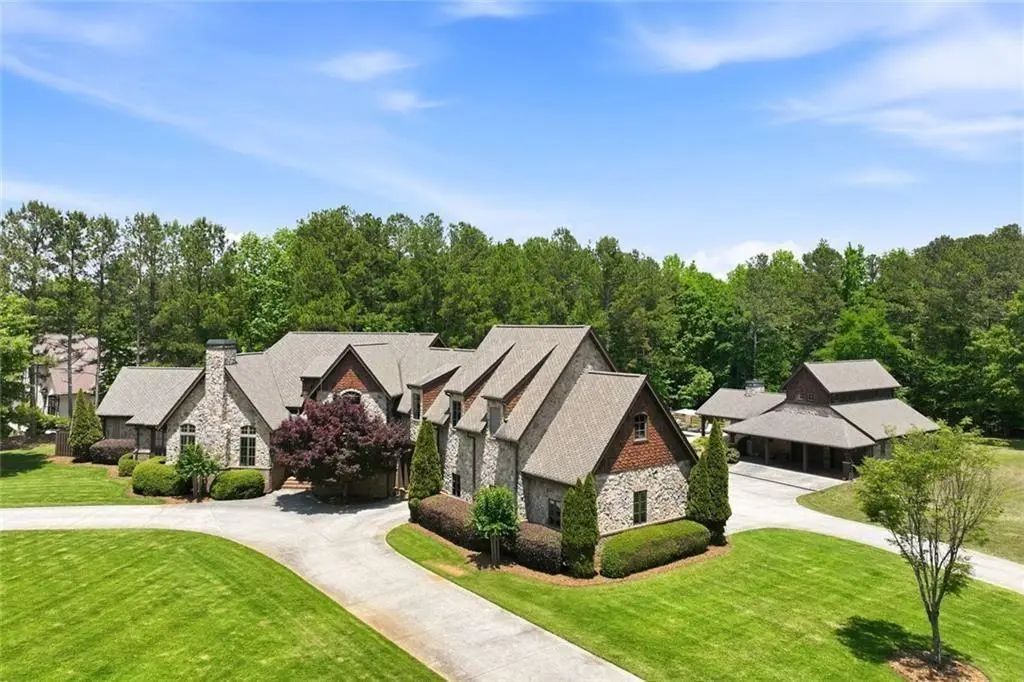 605 Carriage Avenue, Jefferson