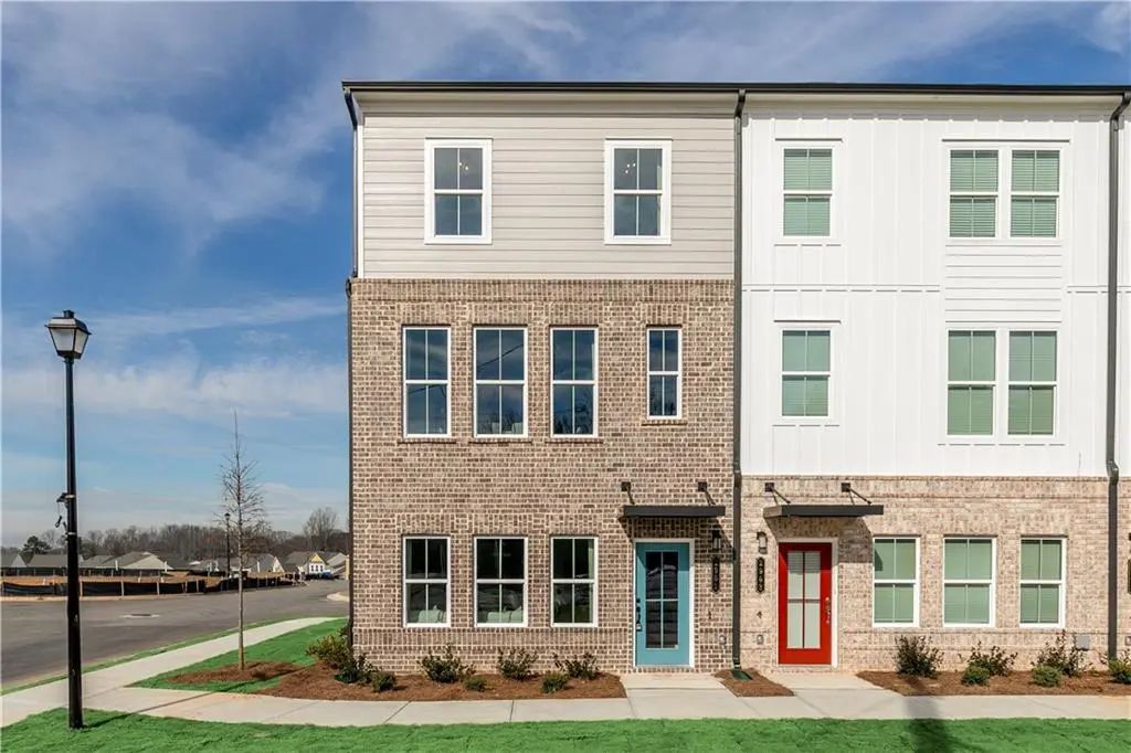 Unit 155 - 3055 Beacon Bend Crossing, Lawrenceville