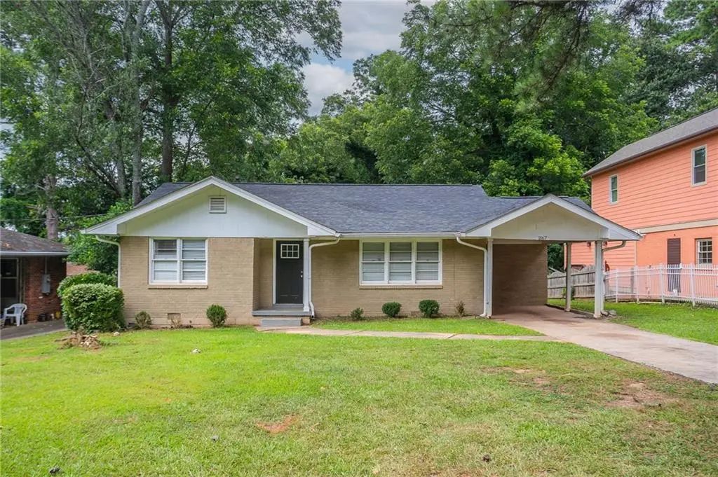 1867 Pinedale Place, Decatur