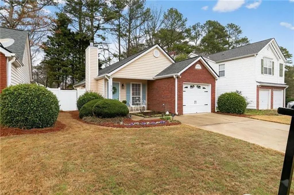 513 Stanford Place, Woodstock