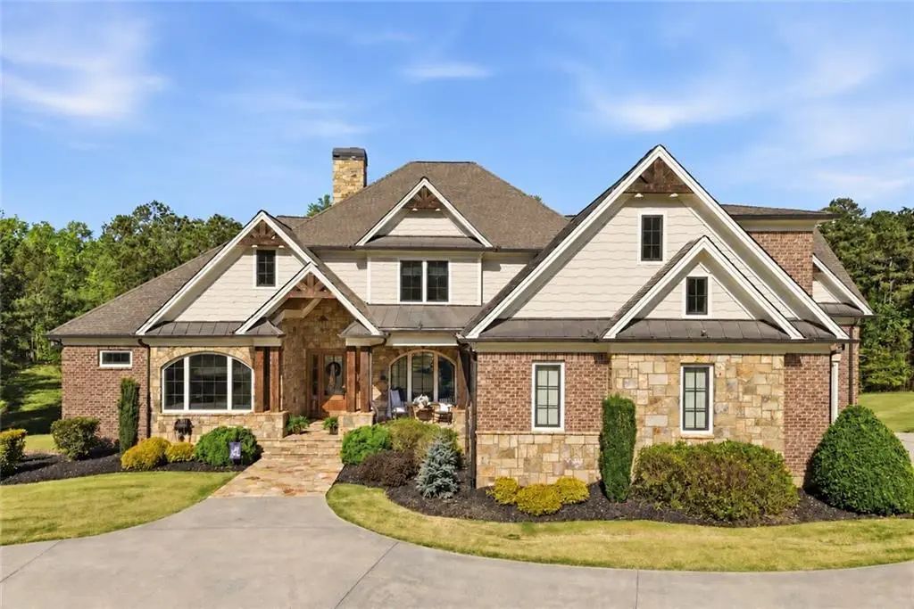 680 Gaddis Road, Canton