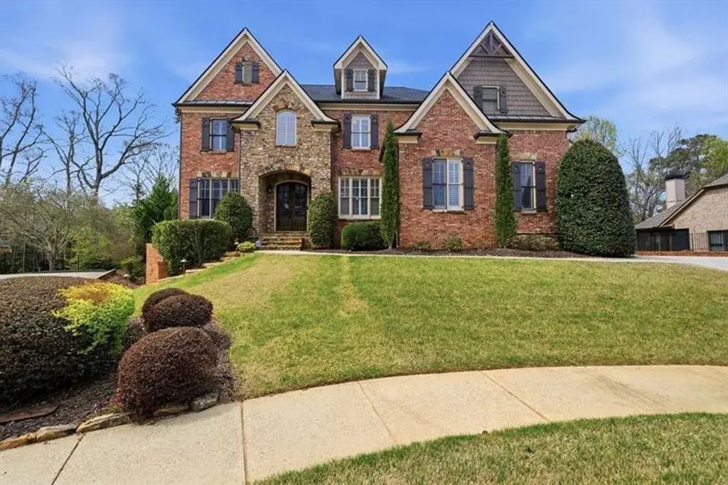 2895 Lassiter Manor Drive, Marietta