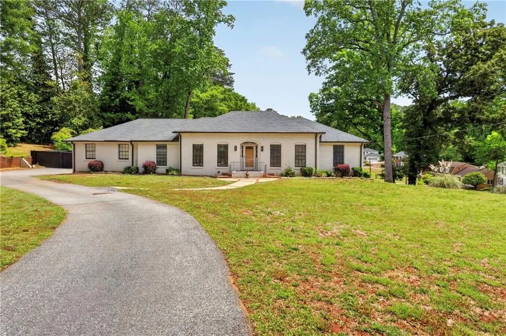 3450 Old Fairburn Road, Atlanta