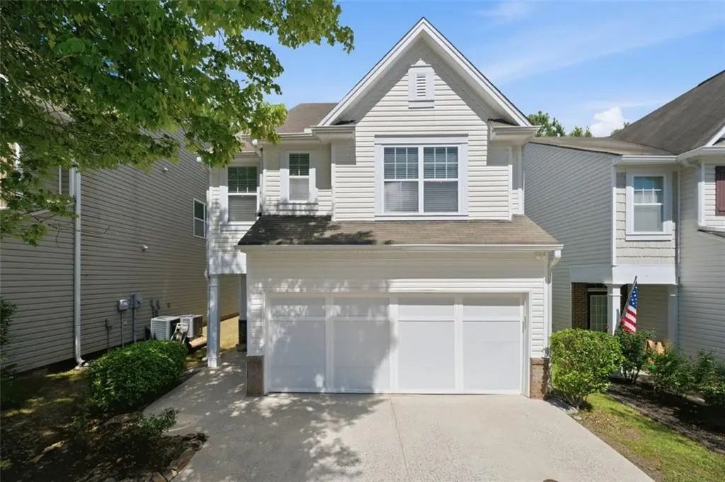 905 Tamarisk Place, Canton