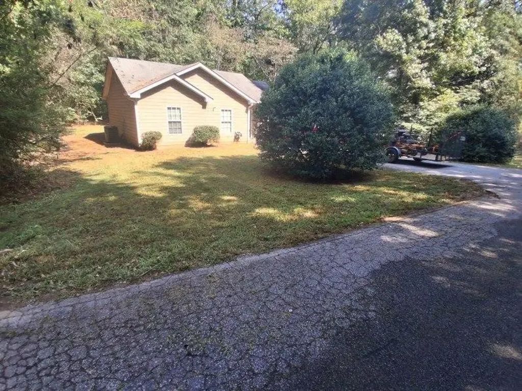 10125 Flat Shoals Road, Covington