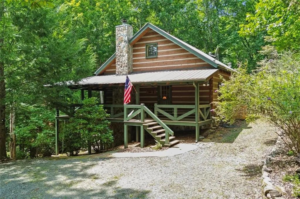 322 Honeysuckle Way, Blue Ridge