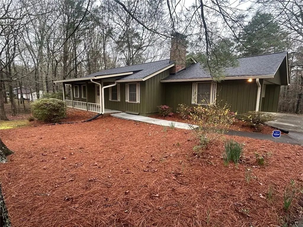 8896 Hickory Hollow Drive, Douglasville