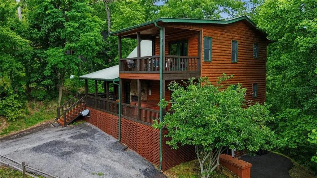 375 S Dream Catcher, Blue Ridge