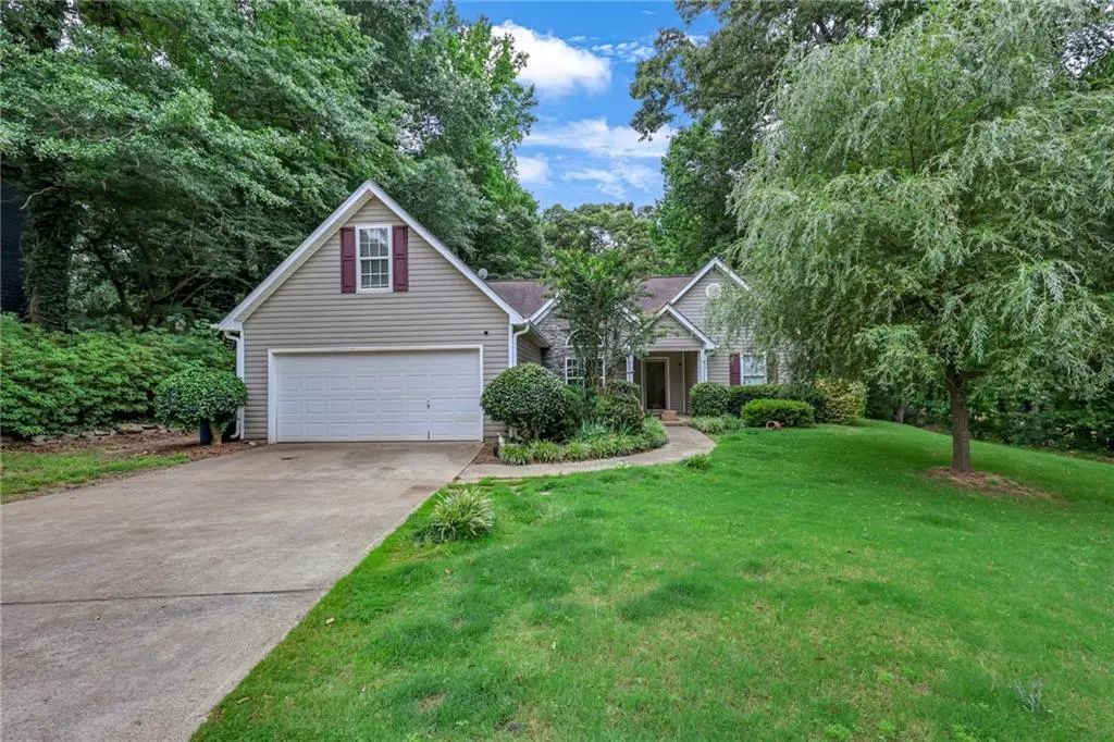 2657 Wildwind Drive, Bethlehem