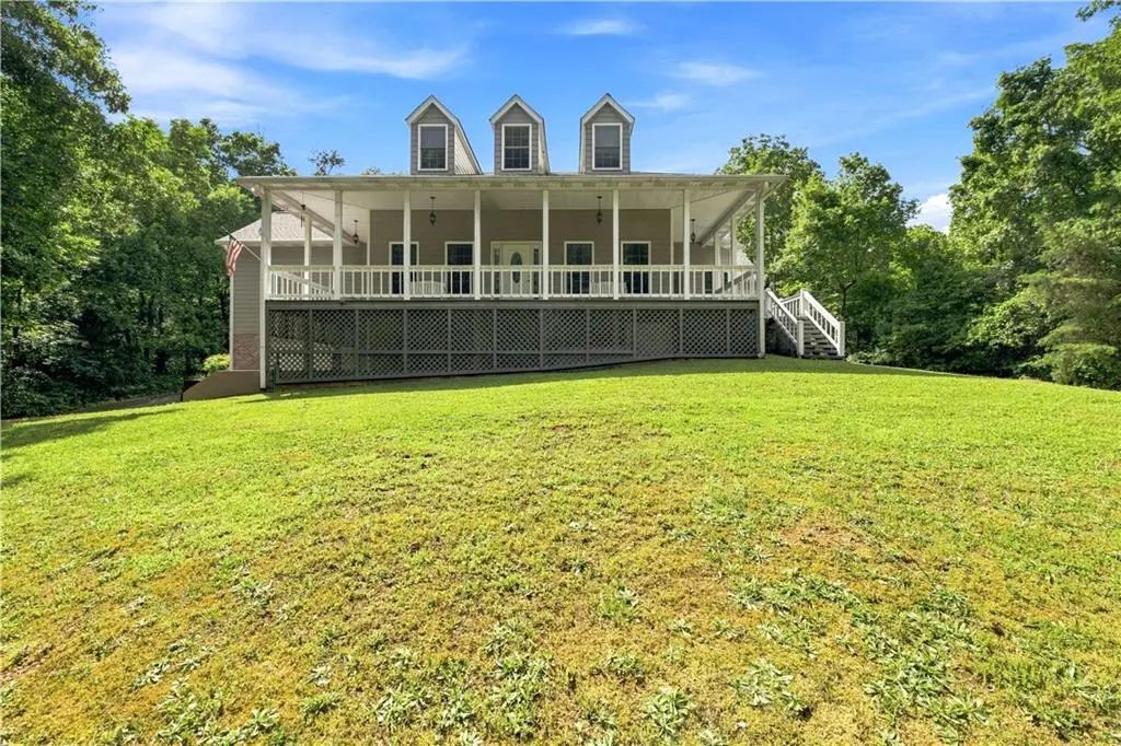 546 Mount Pleasant Road Ne, Fairmount