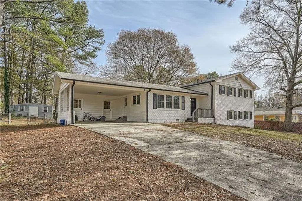 4809 Hemlock Drive Sw, Austell