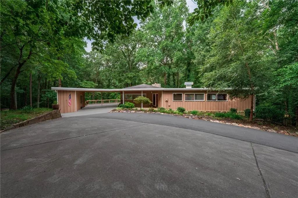 644 Mark Trail, Woodstock