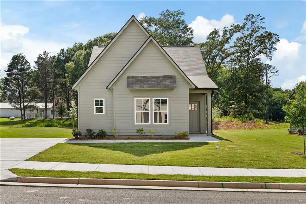 106 Winston Way, Carrollton