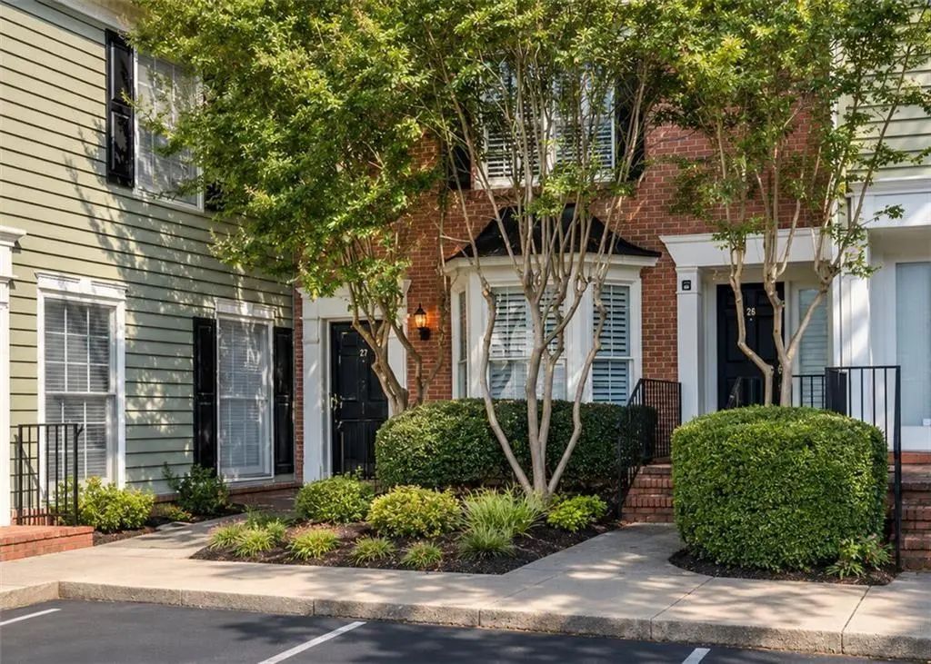 27 Mount Vernon Circle, Atlanta