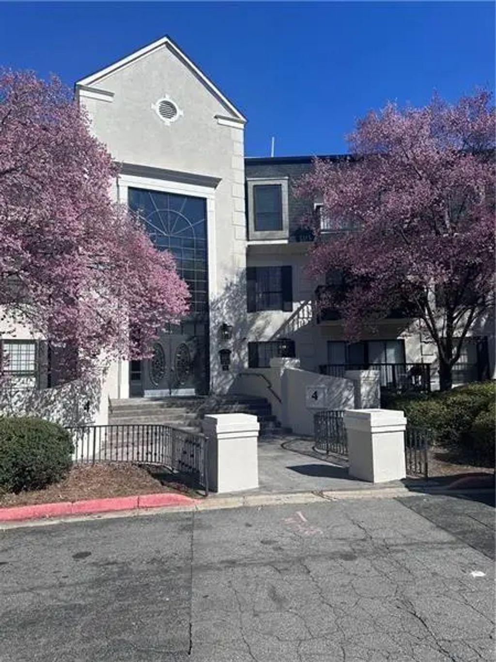 4106 Pine Heights Drive Ne, Atlanta