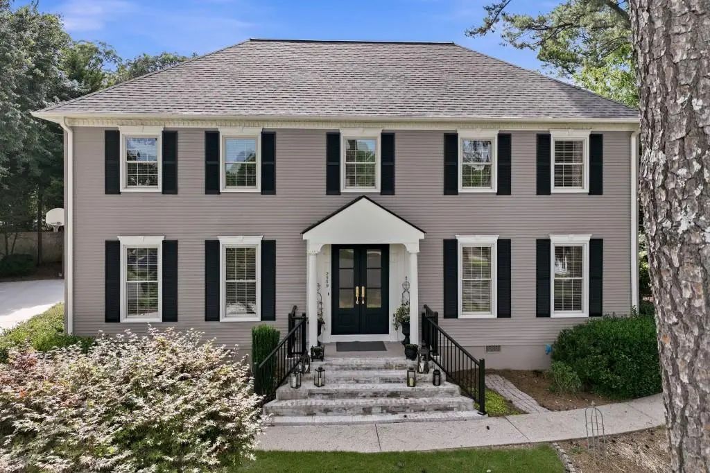 2859 Village Court, Gainesville