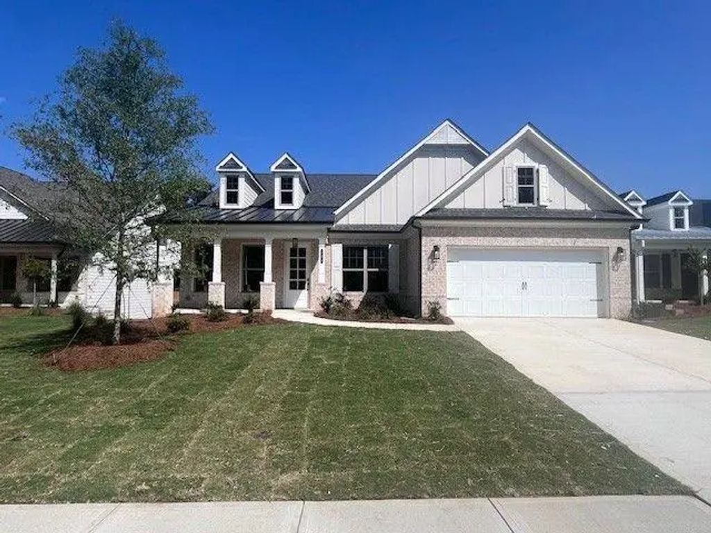717 Brooke View, Canton