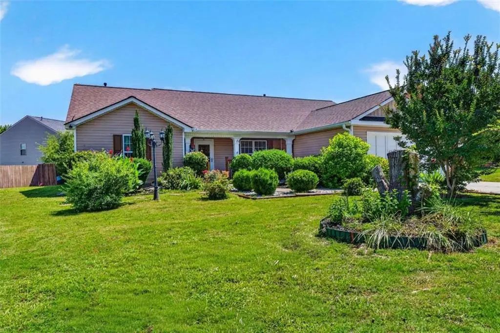 1312 Dianne Way, Winder