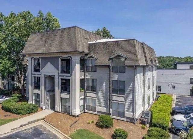 2657 Lenox Road, Atlanta