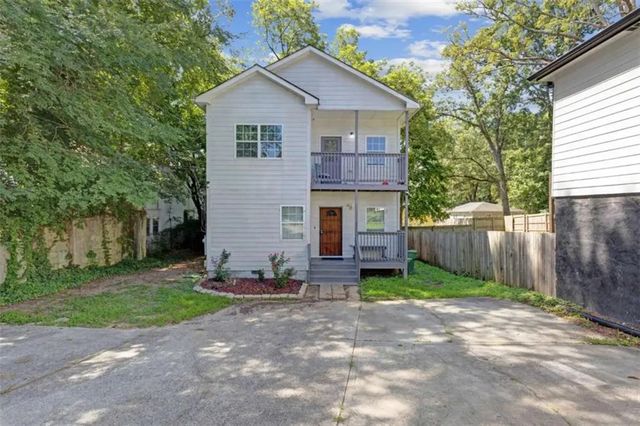 2142 M L King Jr Drive, Atlanta