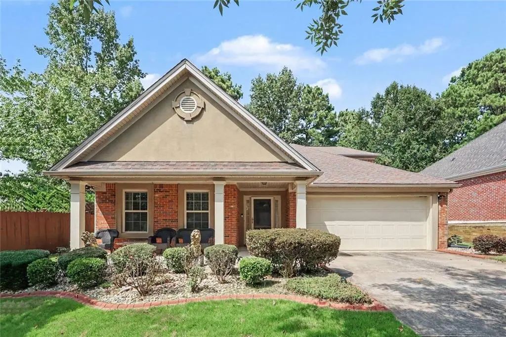 8001 Gossamer Drive, Fairburn