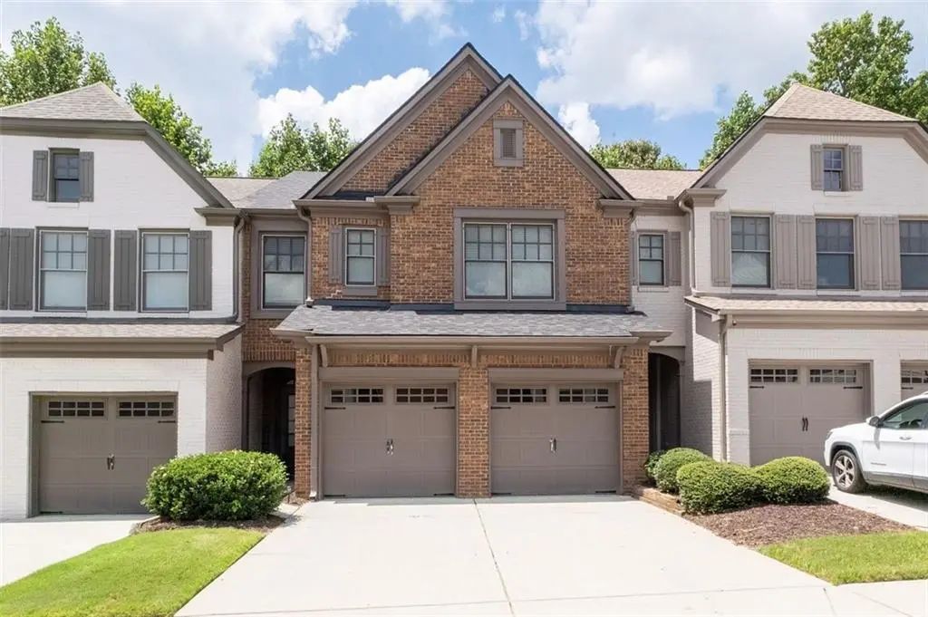 4922 Berkeley Oak Circle, Peachtree Corners