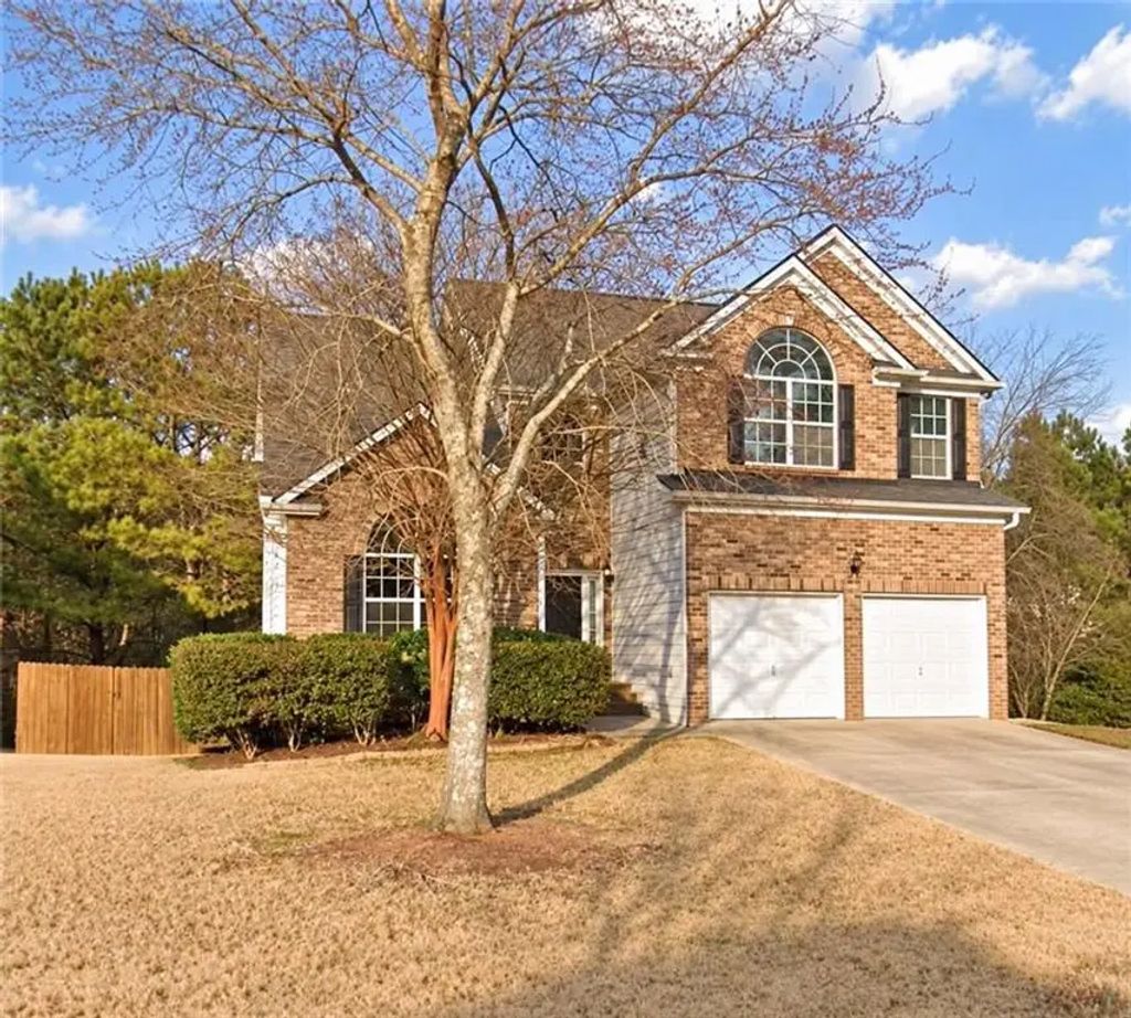 502 Streamside Place, Canton